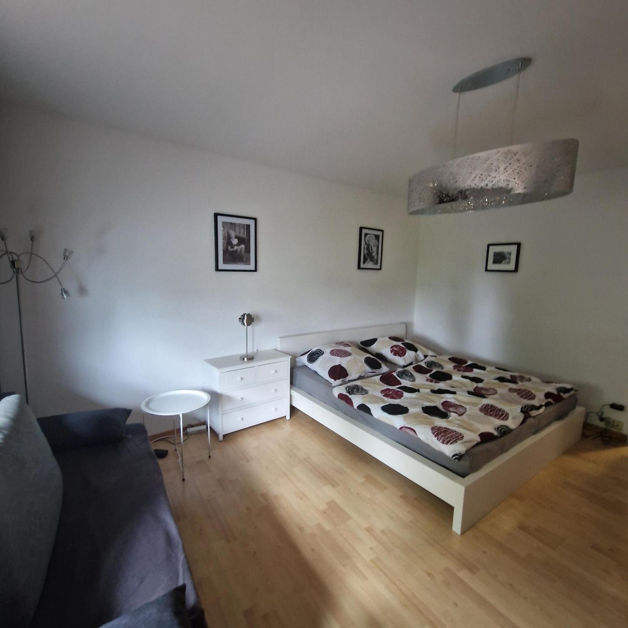 Super Zentrales Apartment Mg メンヒェングラートバッハ エクステリア 写真